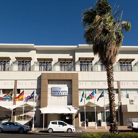 Protea Hotel By Marriott Ъпингтън Екстериор снимка